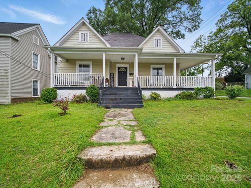 211 Rowan Ave, Spencer, NC, 28159-2354 | Card Image