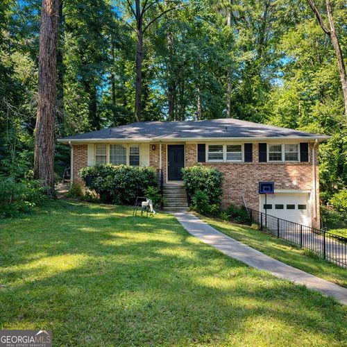 375 Derbyshire Dr, Stone Mountain, GA, 30088-1208 | Card Image