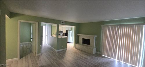 apt-2-2981 Country Manor Ln, Las Vegas, NV, 89115-3237 | Card Image