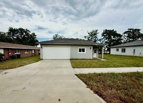 820 E Desoto St, CLERMONT, FL, 34711 | Card Image