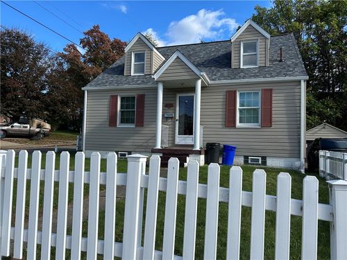 148 Liberty Ave, Arnold, PA, 15068-2122 | Card Image