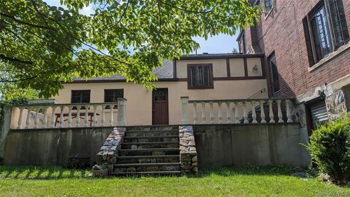 78 Roe Ave, Highland Fls, NY, 10928-1003 | Card Image