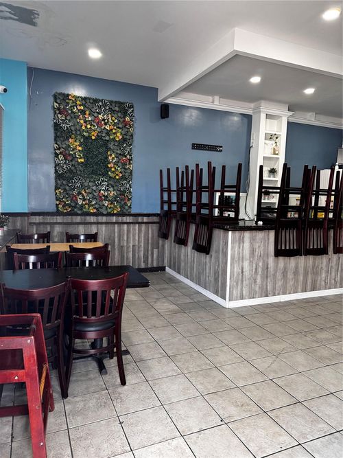 214 Jamaica Ave, Queens Village, NY, 11428-1726 | Card Image