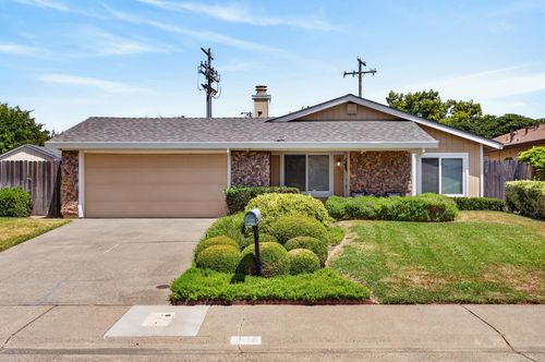 8705 Brigham Way, Sacramento, CA, 95826 | Card Image