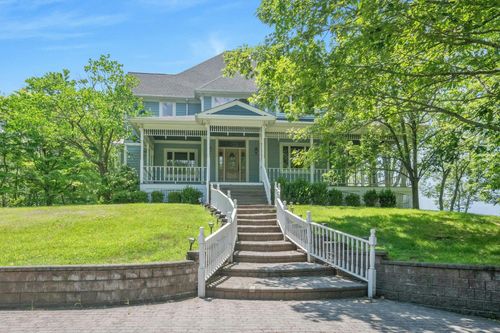 25 Lake Gilead Rd, Carmel, NY, 10512-2207 | Card Image