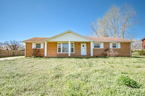 2605 Scott Dr, Clarksville, TN, 37042 | Card Image