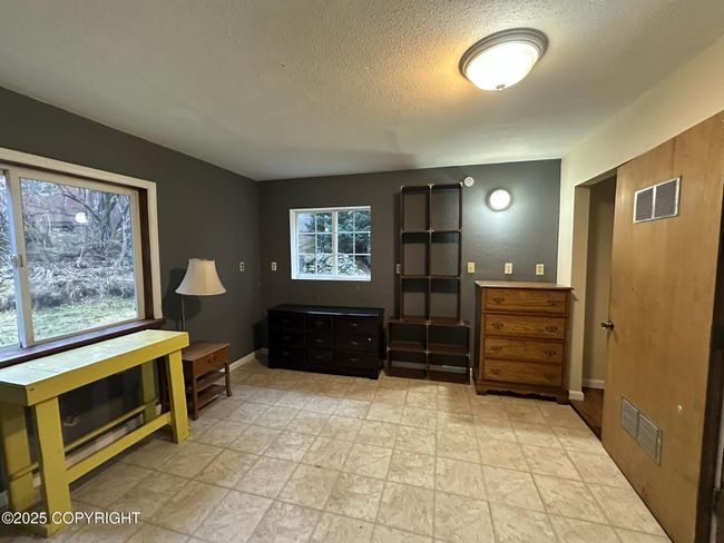 Spare room | Image 9