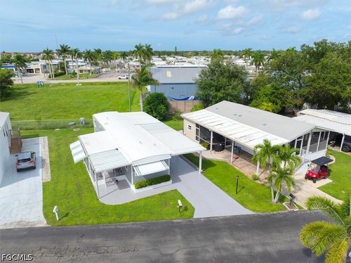 160 Adrienne Dr, FORT MYERS, FL, 33908-3403 | Card Image