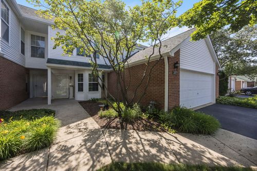 137 Welwyn Street, Lake Bluff, IL, 60044 | Card Image