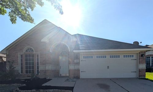 3909 Vista Greens Dr, Fort Worth, TX, 76244-8165 | Card Image
