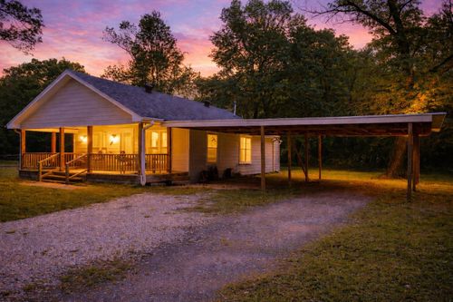705 Moreland St, Vidor, TX, 77662-5549 | Card Image