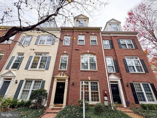 8860 Mansion View Ct, VIENNA, VA, 22182-5521 | Card Image