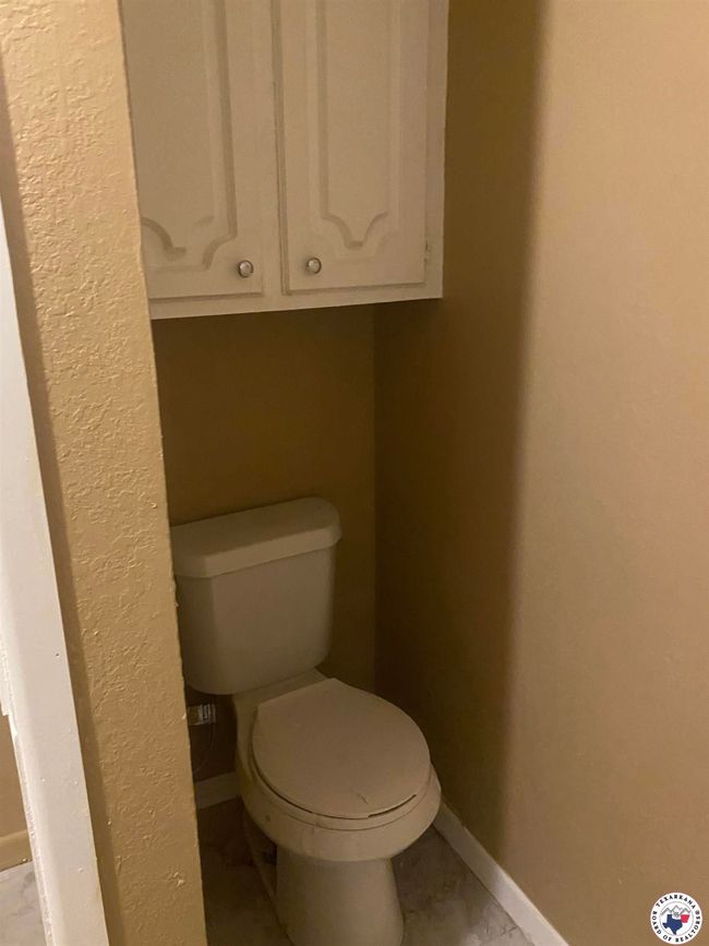 100 Roosevelt Rd, House other with 2 bedrooms, 1 bathrooms and null parking in Hooks TX | Image 7