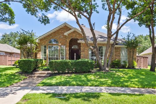 2111 Rheims Dr, Carrollton, TX, 75006-4329 | Card Image