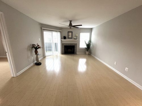 3204-3313 Wyndham Cir, ALEXANDRIA, VA, 22302-4321 | Card Image