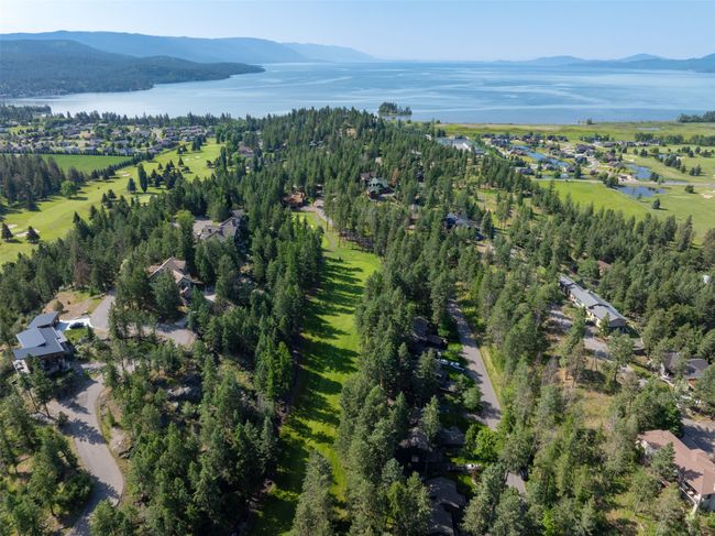 183 Eagle Bend Dr, Townhouse with 2 bedrooms, 3 bathrooms and null parking in Bigfork MT | Image 31
