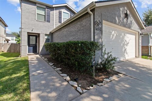 9527 Swanpond Ct, Houston, TX, 77075-4831 | Card Image