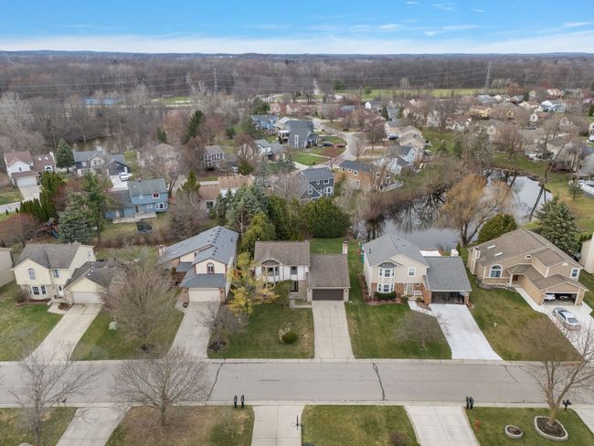 2692 Apache Trl, House other with 3 bedrooms, 3 bathrooms and null parking in Wixom MI | Image 5