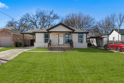 2112 R W Bivens Ln, Fort Worth, TX, 76105-2530 | Card Image