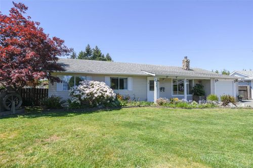 1935 Merino Pl, Comox, BC, V9M3X7 | Card Image