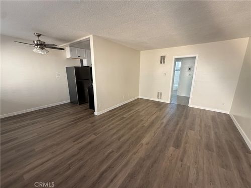 9-1193 N Ardmore Ave, Los Angeles, CA, 90029-1161 | Card Image