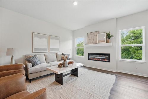 2211 Creek View Ln, Raymore, MO, 64083-7130 | Card Image