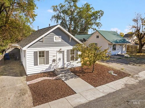 150 Adams St, Twin Falls, ID, 83301-5106 | Card Image