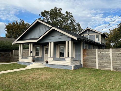 511 N Beaton St, Corsicana, TX, 75110-3142 | Card Image