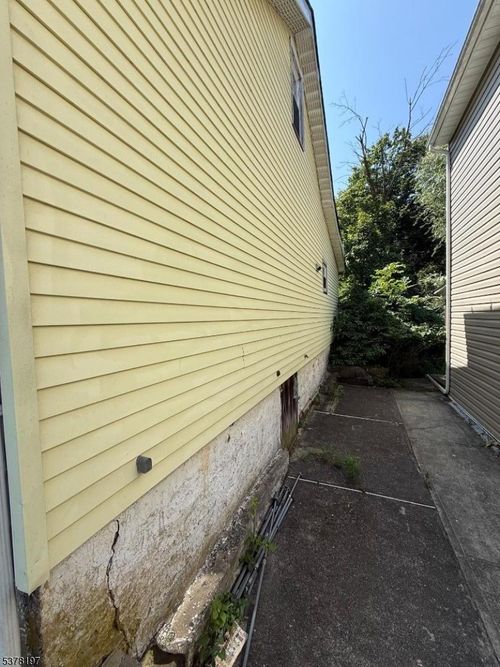342 Caldwell Ave, Paterson, NJ, 07501-3329 | Card Image