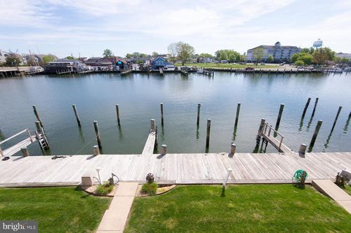 12c-204 Market Sq, Cambridge, MD, 21613-1861 | Card Image