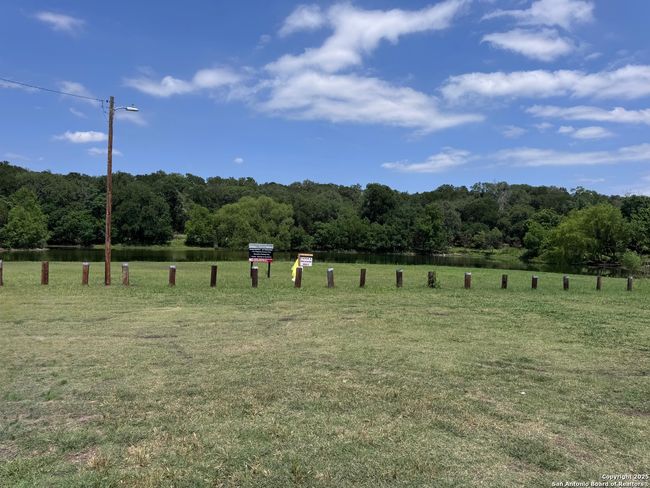 3161 Tanglewood Trl, House other with 1 bedrooms, 1 bathrooms and null parking in Spring Branch TX | Image 9