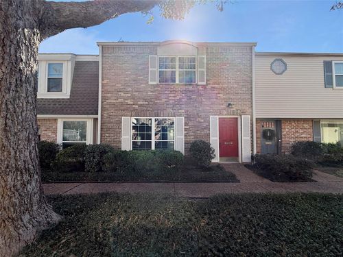 40-2115 Winrock Blvd, Houston, TX, 77057-4003 | Card Image