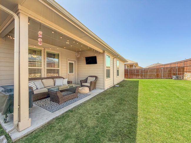 1005 Napier Way, House other with 3 bedrooms, 2 bathrooms and null parking in Justin TX | Image 23