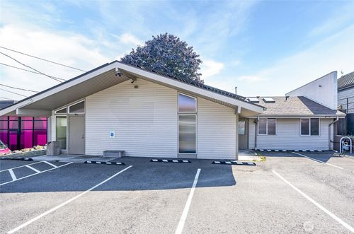 5916 6th Ave, Tacoma, WA, 98406-2016 | Card Image