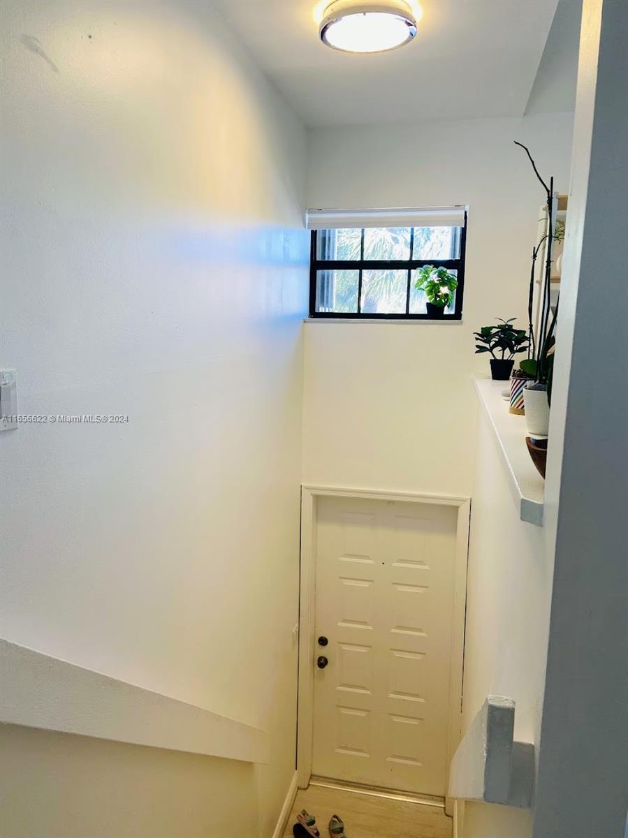 Lincoln Ct, Deerfield Beach, FL 33442