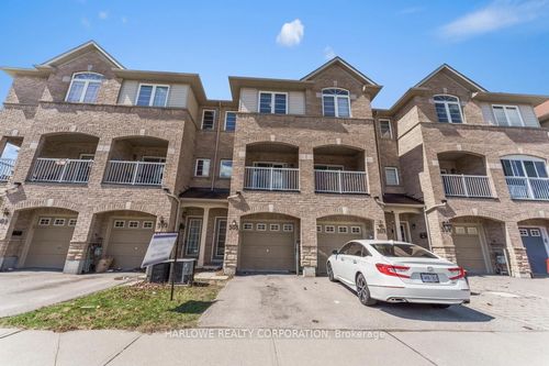 305 Monarch Ave, Ajax, ON, L1S0C2 | Card Image