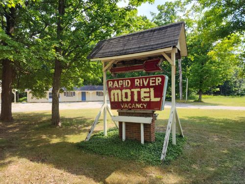 7530 Us131. Ne Highway, Rapid River Township, MI, 49659 | Card Image
