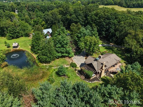 5501 Canyon River Dr Ne, Ada, MI, 49301-8881 | Card Image