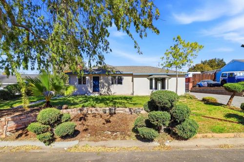 22141 Wallace Dr, Cupertino, CA, 95014-0118 | Card Image