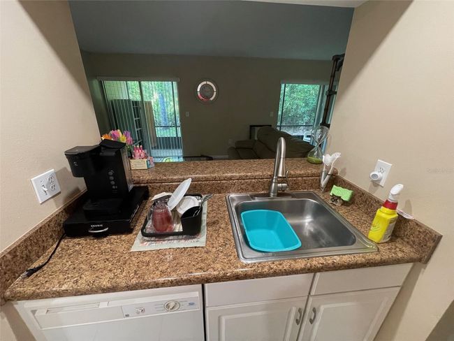 Kitchen | Image 7