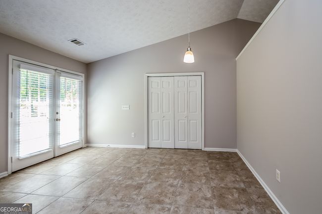 315 Hunters Trce, House other with 3 bedrooms, 2 bathrooms and null parking in Covington GA | Image 5