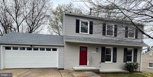 2102 Willowtree Ln, TEMPLE HILLS, MD, 20748-5725 | Card Image