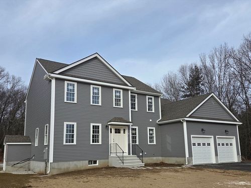 138 Elm St, Uxbridge, MA, 01569-3104 | Card Image