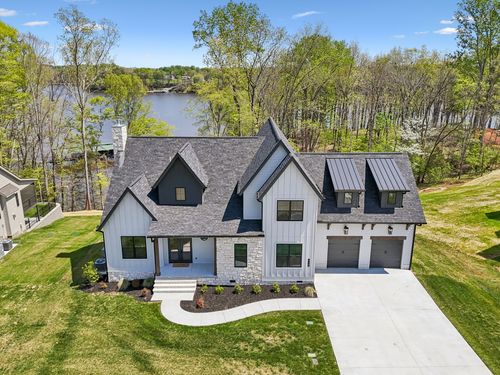 712 Fanning Bend Dr, Winchester, TN, 37398-3941 | Card Image