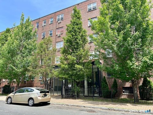 d9-40 Owen St, Hartford, CT, 06105-3281 | Card Image