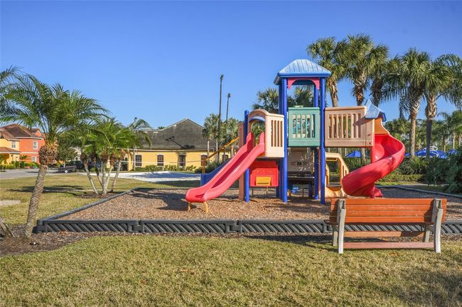 8963 Coco Palm Rd, Townhouse with 4 bedrooms, 3 bathrooms and null parking in KISSIMMEE FL | Image 32