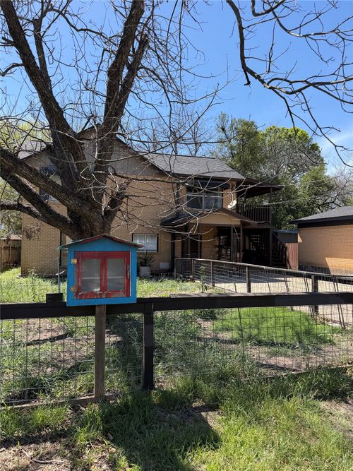 b-507 Swanee Drive, Austin, TX, 78752 | Card Image