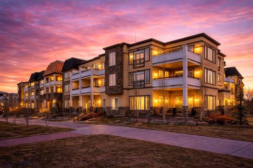 210-38 Quarry Gate Se, Calgary, AB, T2C5T6 | Card Image