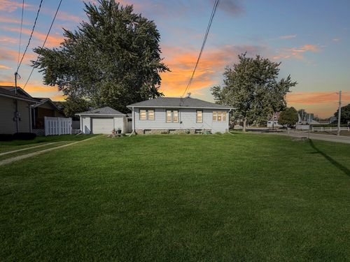 1902 Chicago Ave, Savanna, IL, 61074-1714 | Card Image