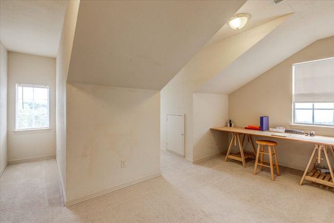 4th bedroom could be bedroom or office and has a view of the front yard. | Image 19